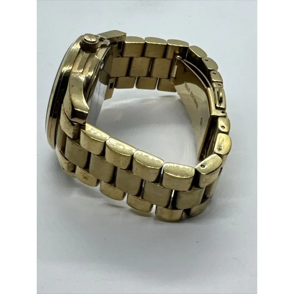 Michael Kors Runway MK5801 Women's Gold-Tone Stainless Steel Analog Watch JNA795